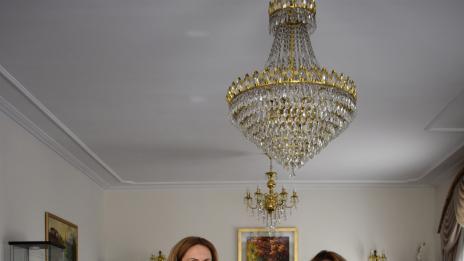 Вицепремиерът Николова се срещна с посланика на Индия у нас Пуджа Капур