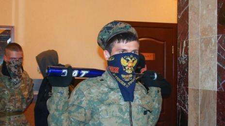 Украйна започна силова акция сещу окупаторите в Славянск