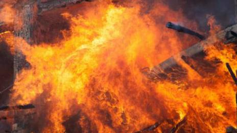 Две деца загинаха при пожар в Божурище