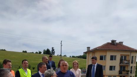 Министър-председателят Борисов инспектира инфраструктурни обекти в Габрово и Севлиево