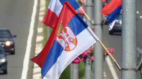 Комендантски час в Сърбия, от опозицията протестират