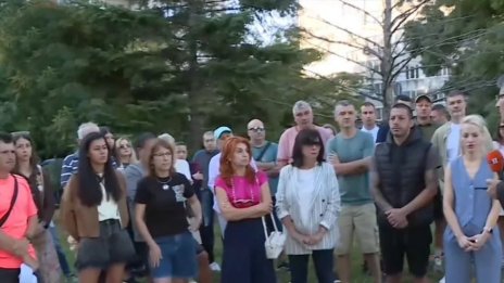 Жители на варненския квартал &bdquo;Чайка&ldquo; протестират срещу строеж между блокове