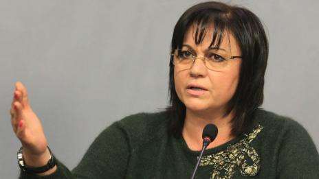Корнелия Нинова бе приета в болница