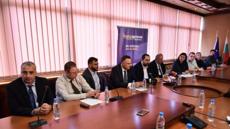 Автобус без шофьор ще обслужва междуселищните линии около Варна