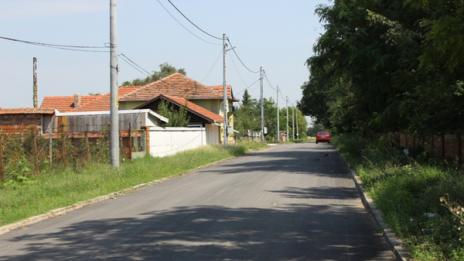 Пиян разля газ за горене, заплашва деца на улицата