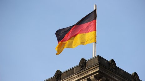 Германия ще запази санкциите срещу Русия след обявената от Тръмп сделка с Путин