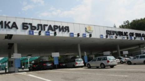 Опашки на ГП “Калотина“ на излизане от страната