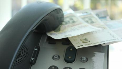 Шуменец метна 5 бона през балкона на "майор Стефанов"