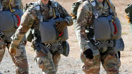 11 пострадали от съмнително писмо в US военна база
