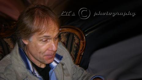 Ричард Клайдерман ще свири „Хубава си, моя горо“ у нас