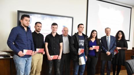 Отличиха с награди талантливи студенти в ИУ Варна 