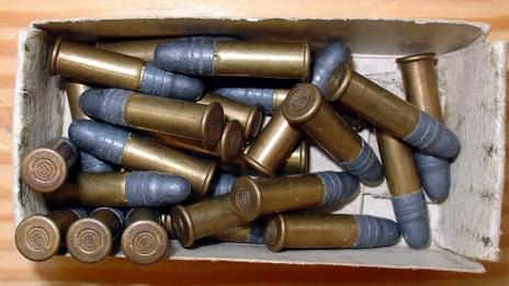 650 тона боеприпаси блокирани край Бургас от август  