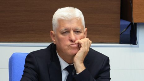 Стоянов успокоява: На &bdquo;Безмер&ldquo; няма да се разполагат никакви нападателни оръжия
