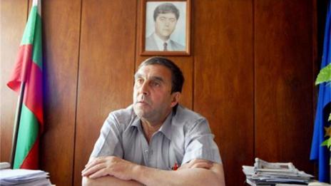 Възможно ли е да работиш 15 години като кмет без нито ден отпуск?