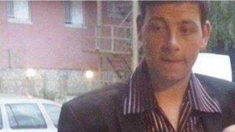 Откриха убит куриер, с чувал на главата