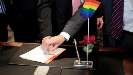 Монако разрешава еднополовите бракове