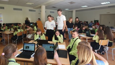 Нидерландската делегация посети варненски училища и градини (СНИМКИ)