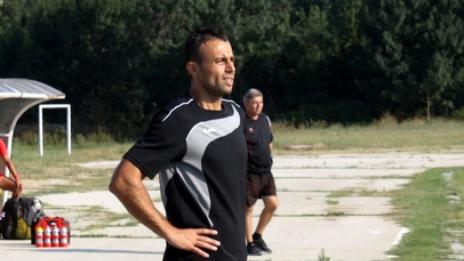 Бебе проплака в школата на Черно море