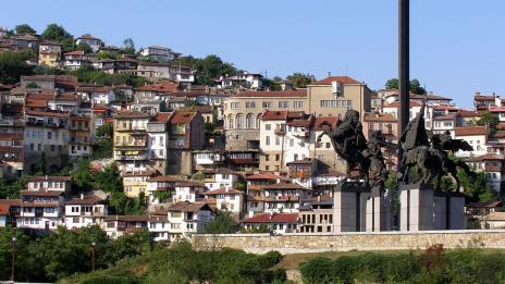 Стена на къща - паметник на културата, се срути в старата част на Велико Търново