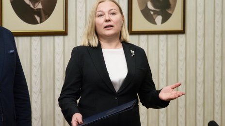 Надежда Йорданова: Не са водени разговори за евентуално взаимодействие между Радев и ПП-ДБ