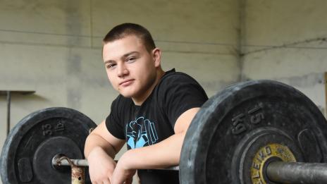 Стефчо Христов: Чувството да слагаш все по-голяма тежест на щангата е завладяващо