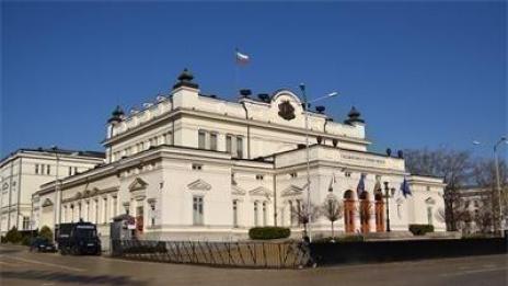 Мораториумът на БСП за нови частни болници удря на камък  