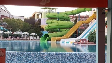 След трагедията в Приморско: Аквапаркът продължава работа