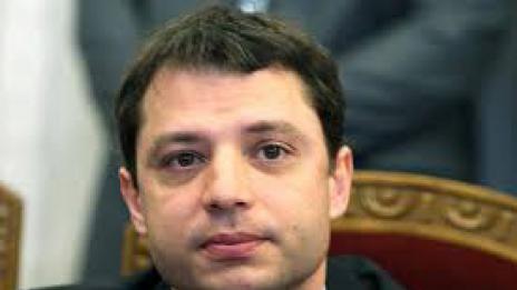 Наказват ЕРП-тата при фактури на тока за над 30 дни