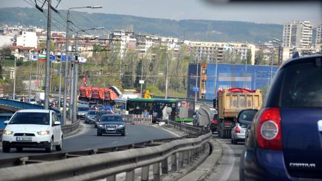 Упътват с брошури румънците заради ремонта на Аспарухов мост