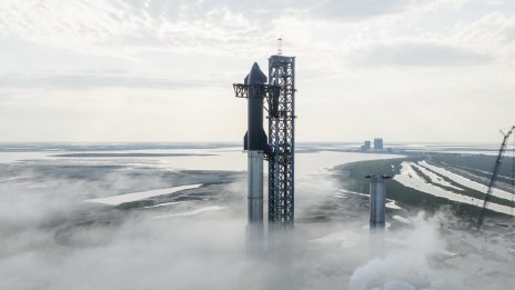 Мъск отложи старта на най-мощната ракета в историята