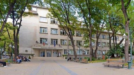 Лекари спретват модно ревю