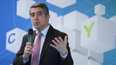 Плевнелиев: Електронното правителство ще бори най-ефективно корупцията