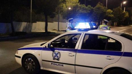 Десетима маскирани нападнаха посолството на Канада в Гърция