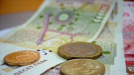 Заведенията искат по-ниска такса тротоарно право