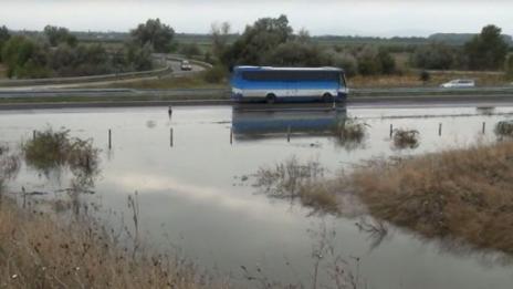 Mагистрала "Тракия" под вода