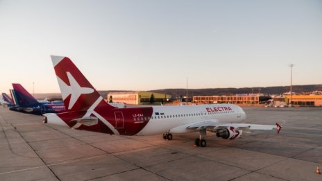 Българска авиокомпания спира полети от Германия до Варна и Бургас