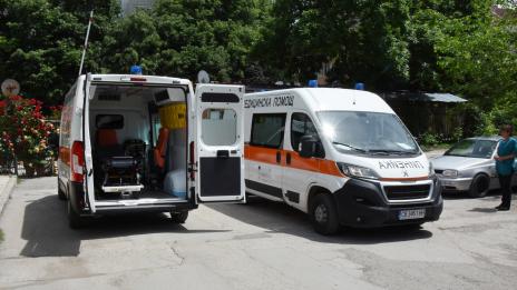 „Бърза помощ“ във Варна получи 3 нови линейки