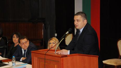 Кметът: Някой в града иска да не се случва нищо