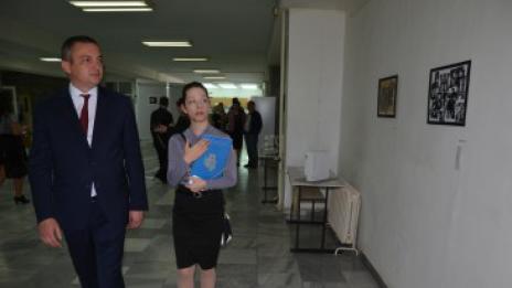 Студенти подредиха изложба за 24 май
