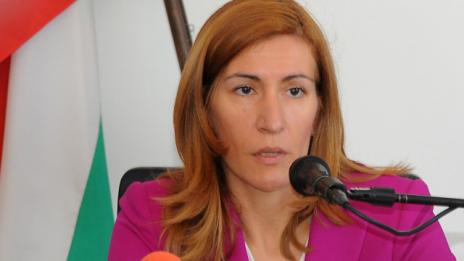 Министър Ангелкова очаква нов ръст на туризма през летния сезон