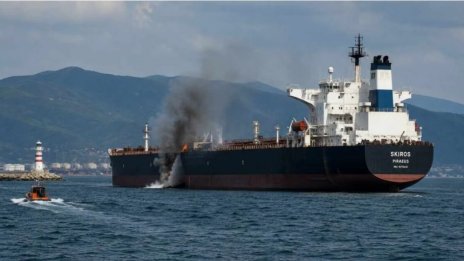 Украйна атакува гръцки танкер с петрол в Черно море