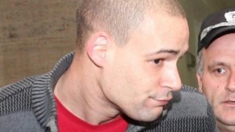 Холандският касапин пушел трева от 13-годишен