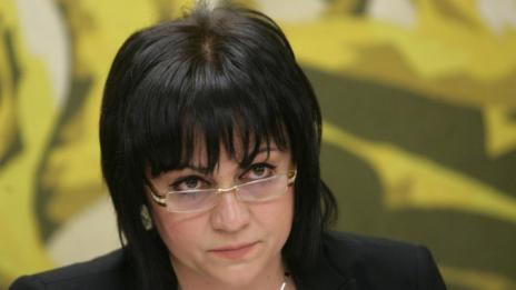 Корнелия Нинова: Борисов е разколебан дали да се кандидатира за президент