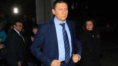 Всяка жертва в Нови Искър с контролен изстрел в главата