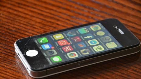 Какво се случва, когато iPhone-ът ви умре?