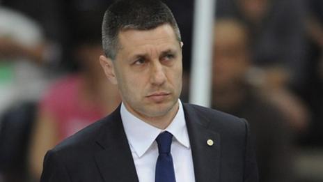 Модена уволни Радо Стойчев
