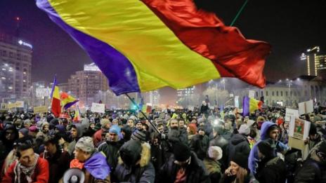  Правителството в Румъния няма да променя наказателния кодекс