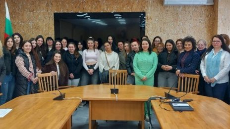 Марина Георгиева от Районния съд бе гост-лектор пред студенти на Технически университет-Варна