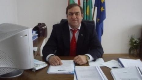 Бивш кмет в ареста за насилие над ученичка  