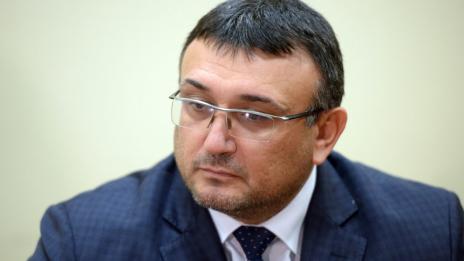 Министър Маринов призова протестиращите да спазват закона